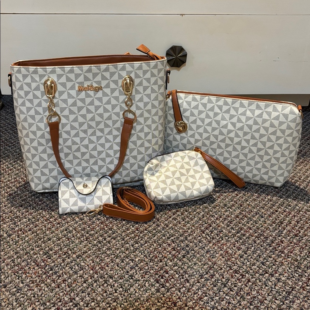Mei&ge White and Tan Geometric Tote Set